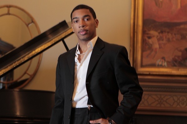 Christian Sands