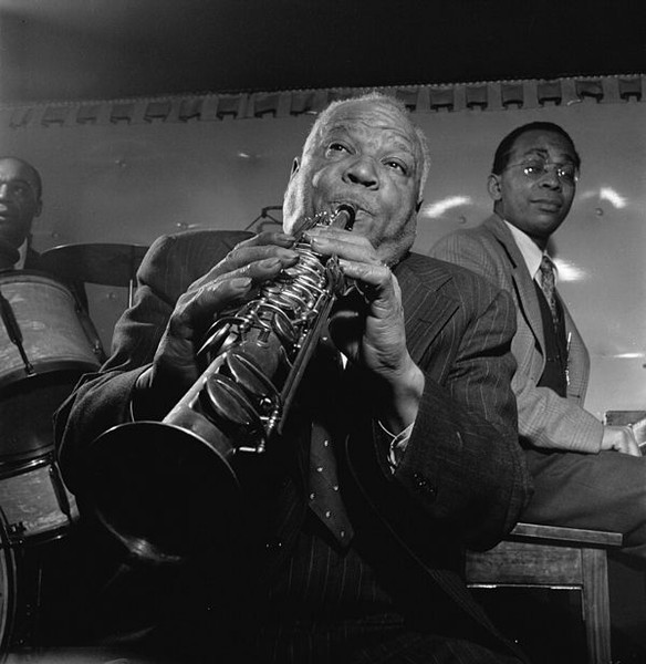 Willie "The Lion" Smith - Sidney Bechet Orchestra